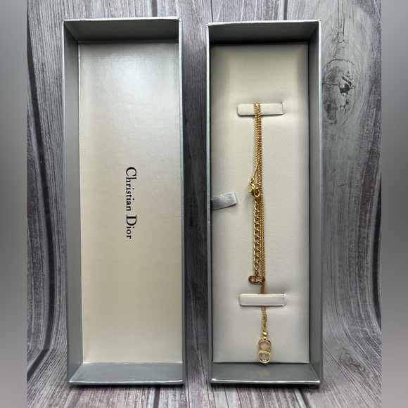 NEW DIOR CD Logo Necklace Gold NIB - Picture 2 of 14